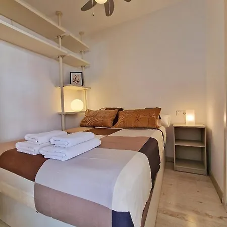 Confortable Apartamento En El Centro De Con Parking Апартаменти Торремолінос