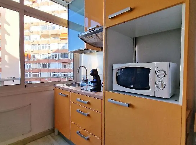 Confortable Apartamento En El Centro De Con Parking * Torremolinos