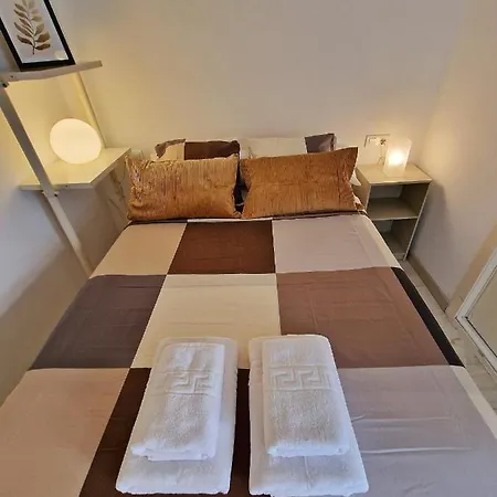 Confortable Apartamento En El Centro De Con Parking Apartmán