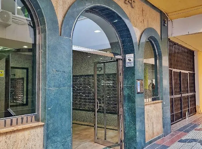 Confortable Apartamento En El Centro De Con Parking *